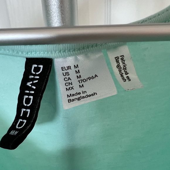 Mint Green Crop Top - Picture 2 of 2